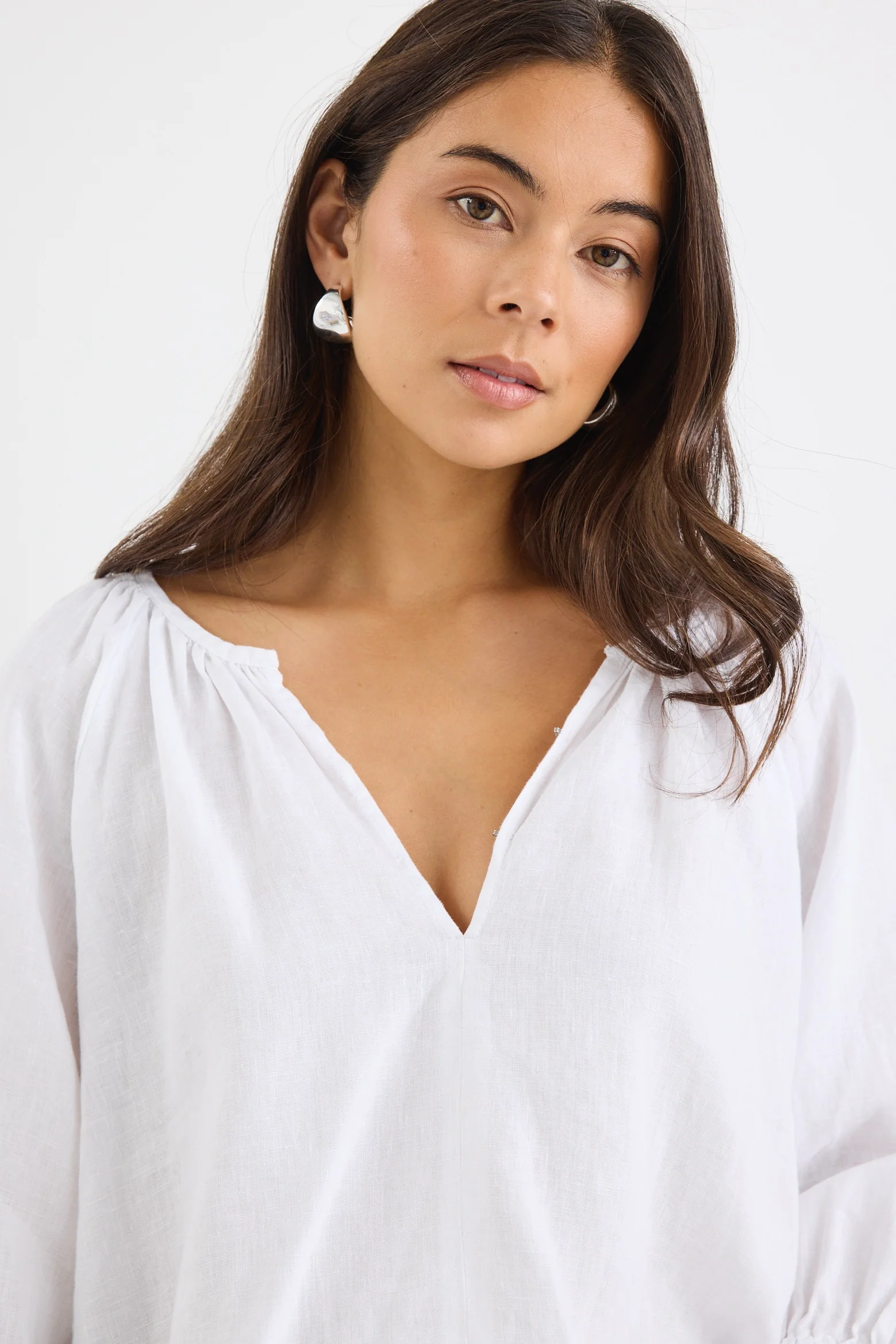 Revolutionary White Linen Relaxed LS Top - Image 4