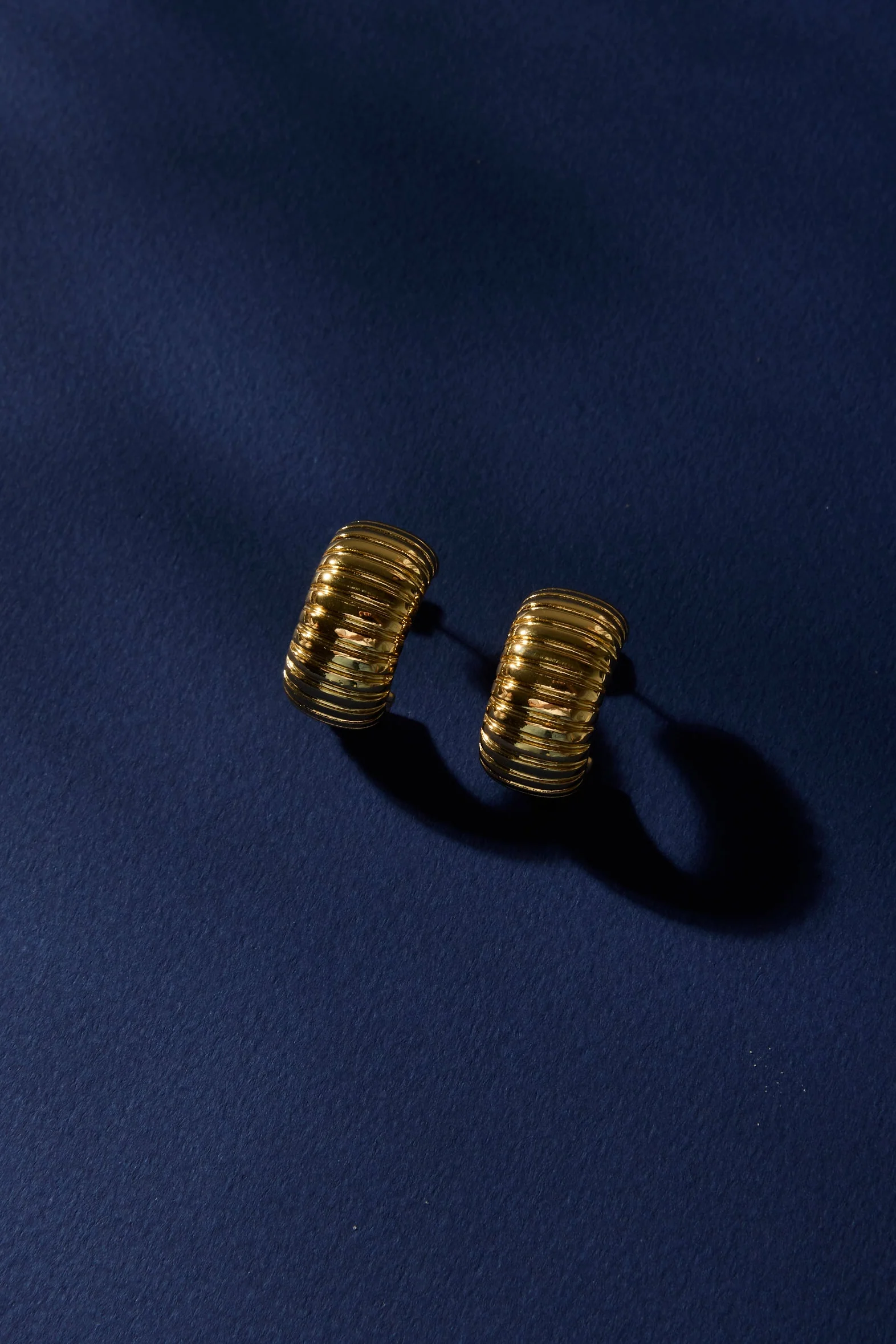 Ridged 14k Gold Plate Huggie Stud Earring - Image 3