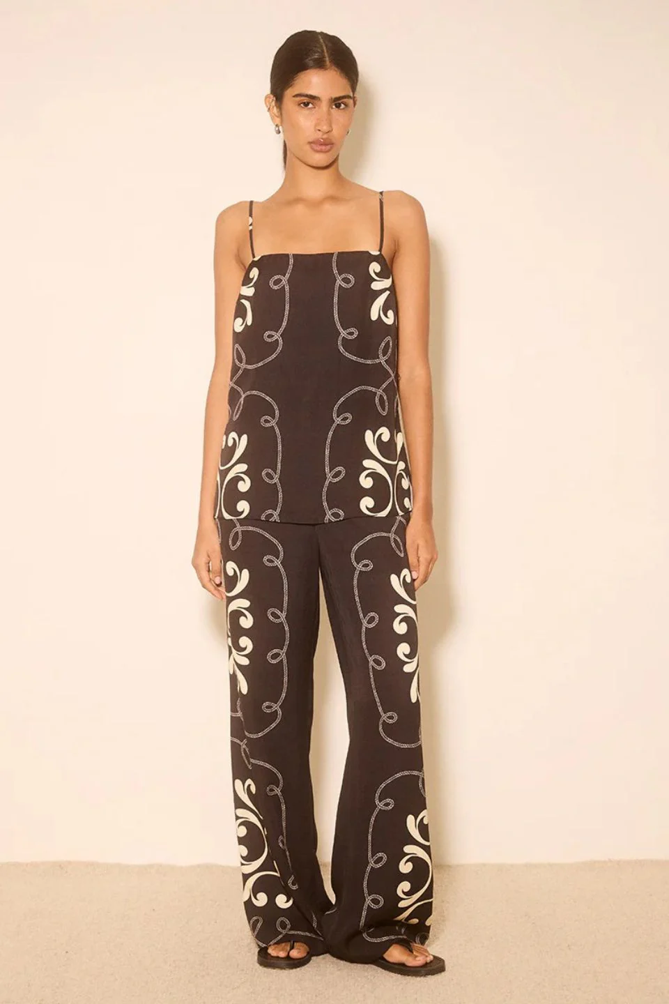 Savanna Black Contrast Print Strappy Top - Image 3