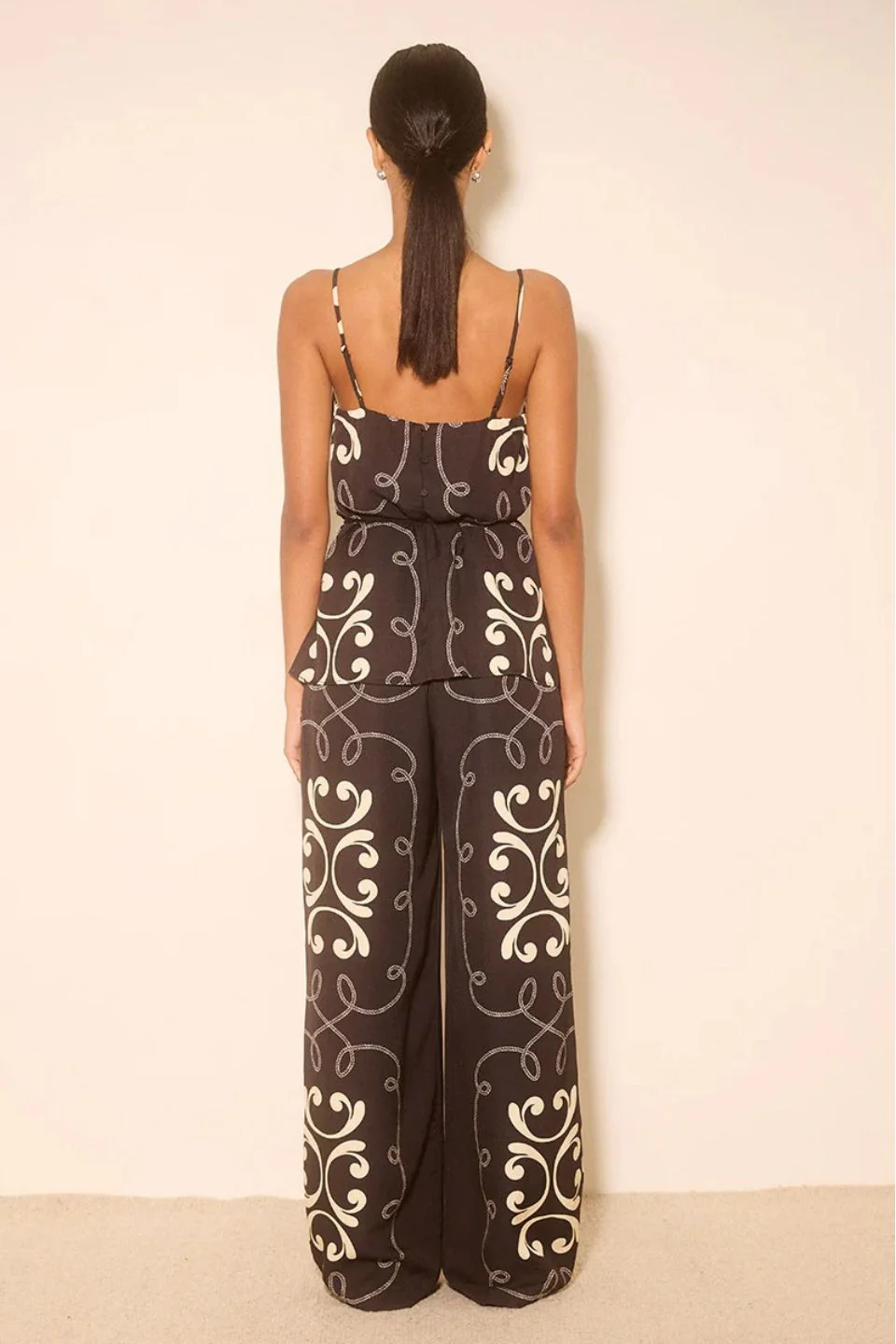 Savanna Black Contrast Print Strappy Top - Image 4