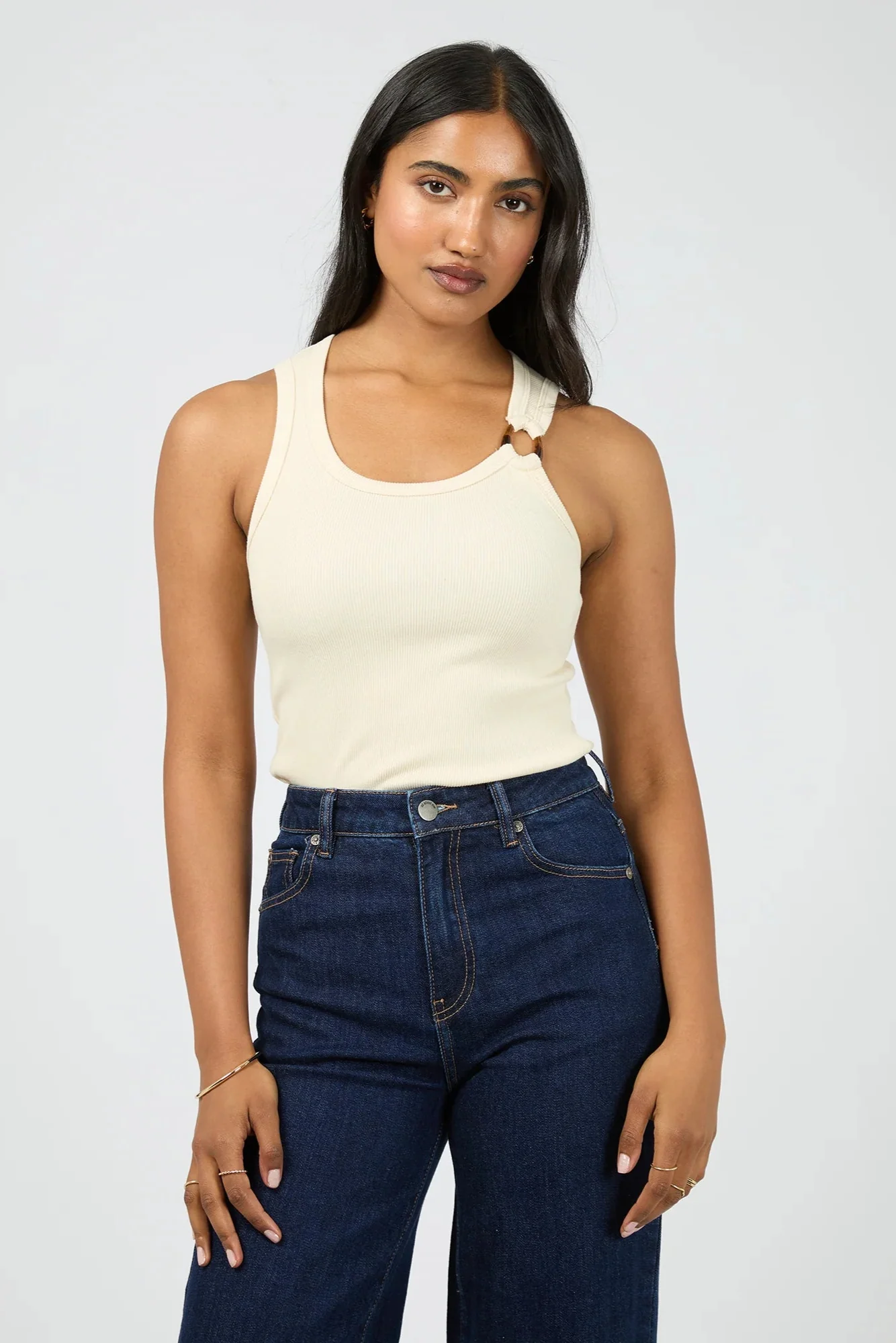 Sienna Vanilla Tort Feature Tank