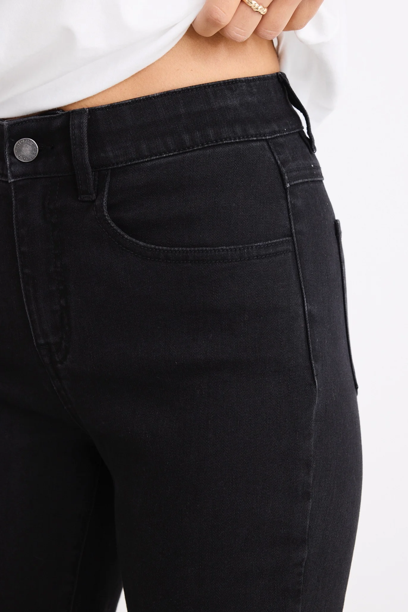 Soho Black Mid Rise Comfort Fit Straight Jean - Image 3