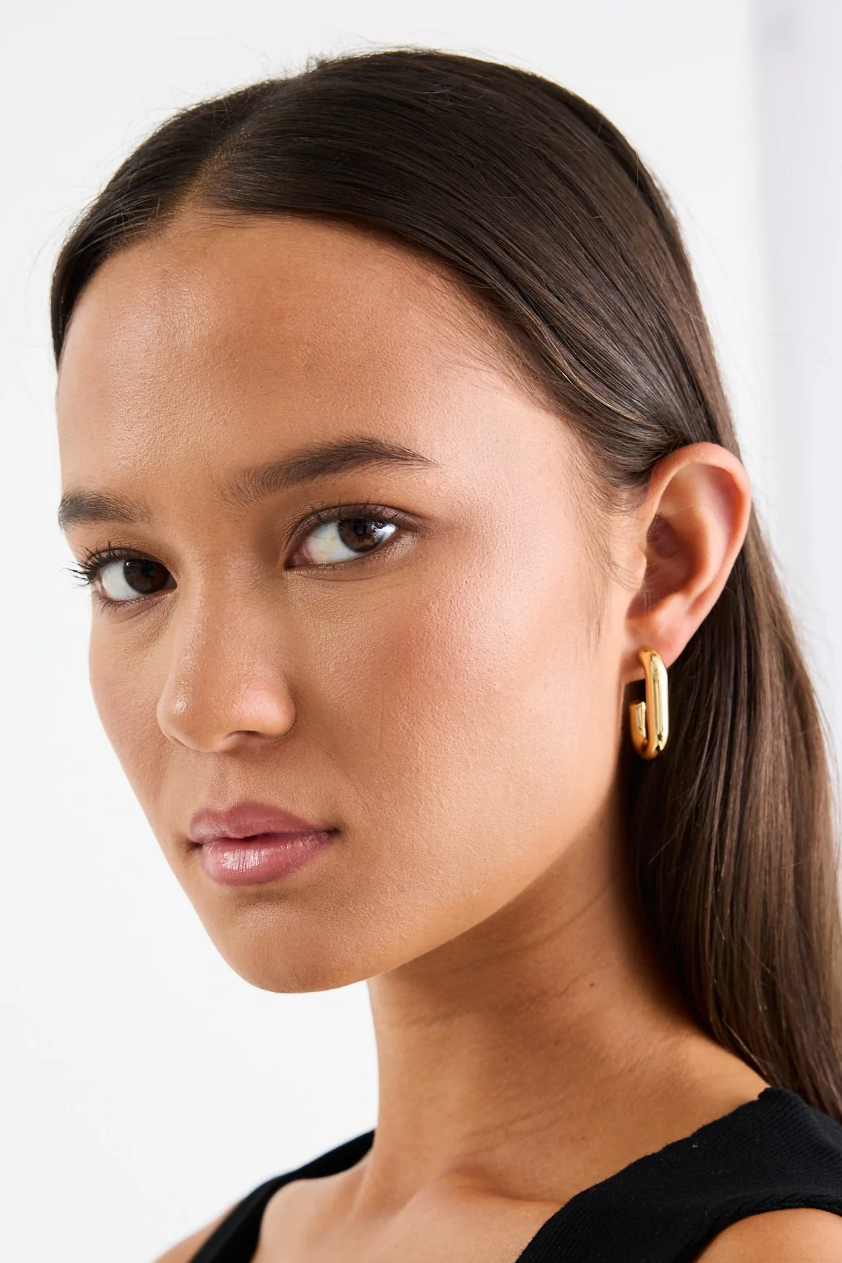 Rectangle 14k Gold Plate Huggie Earring - Image 4