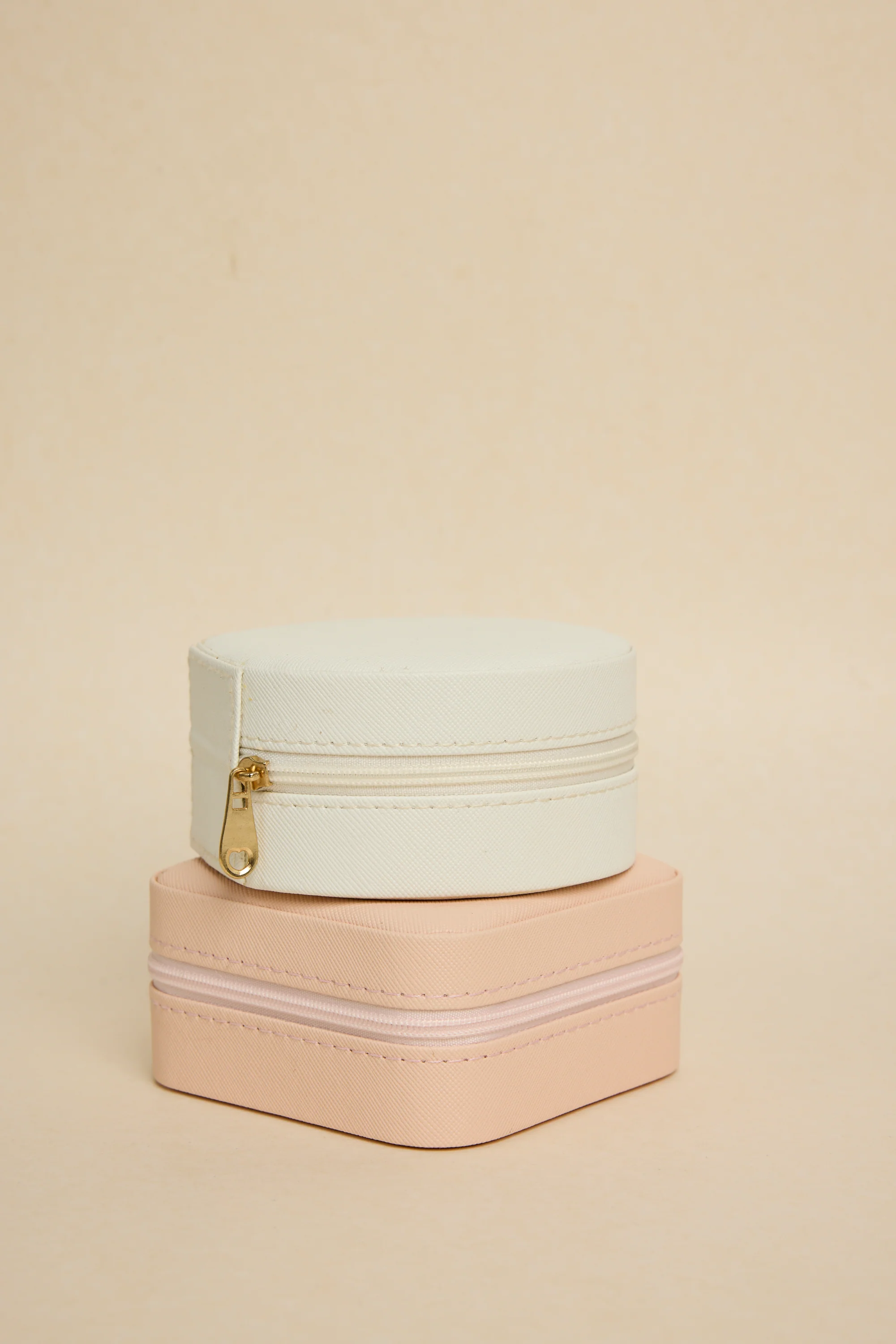 Square Pink Jewellery Travel Case - Image 4