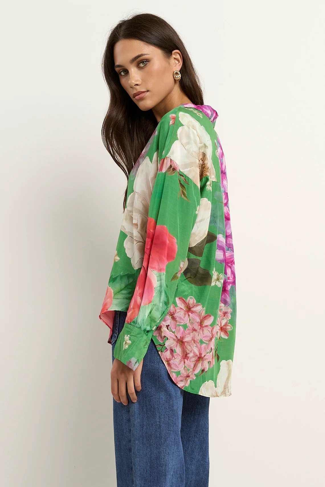 Swipe Apple Floral Oversized Event Shirt - Image 5
