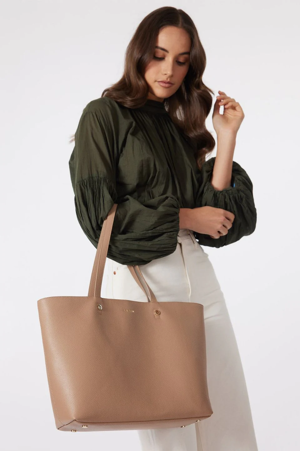 Tilbury Taupe Leather Shoulder Bag - Image 4