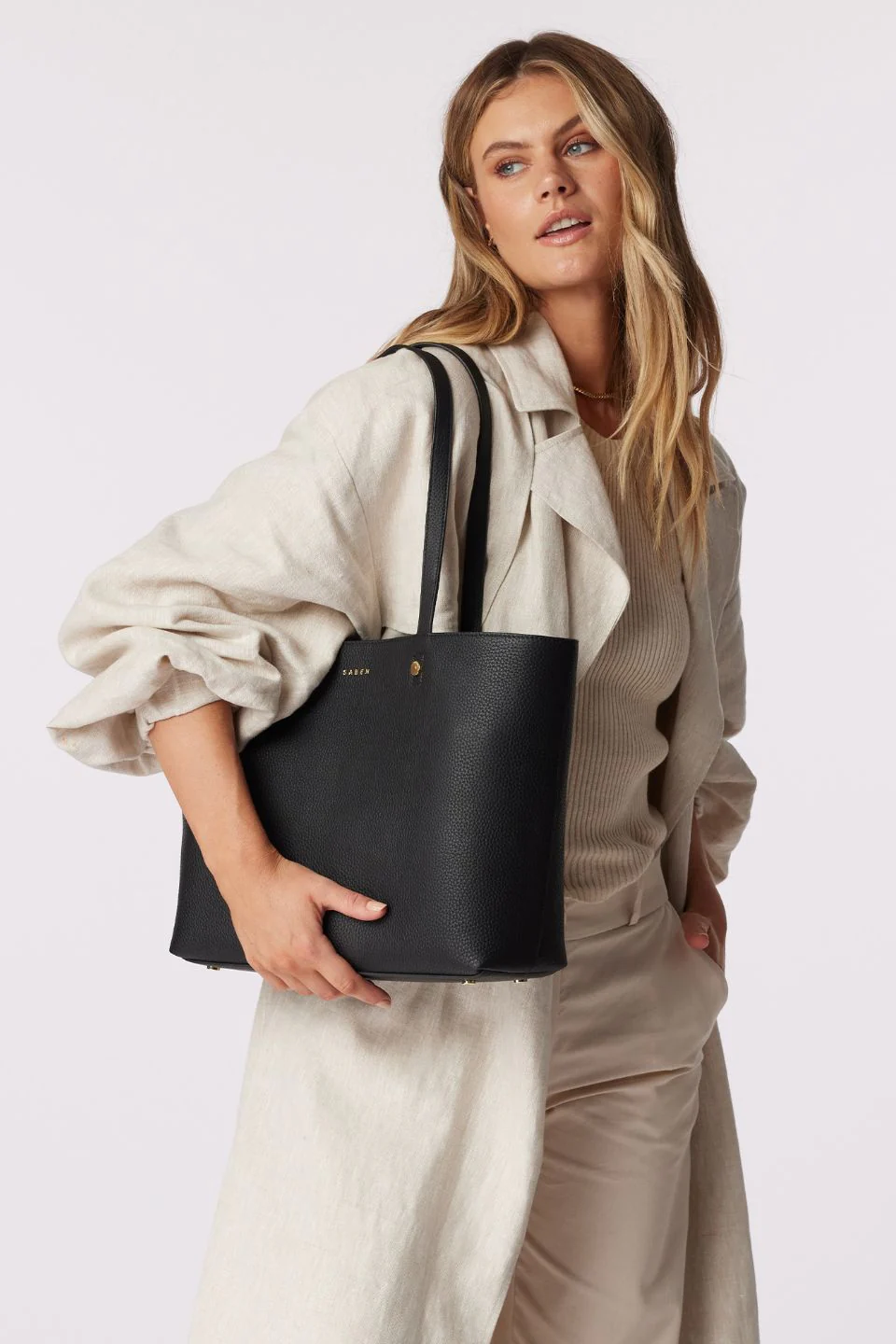 Tilbury Leather Shoulder Bag Black + Prussian - Image 5