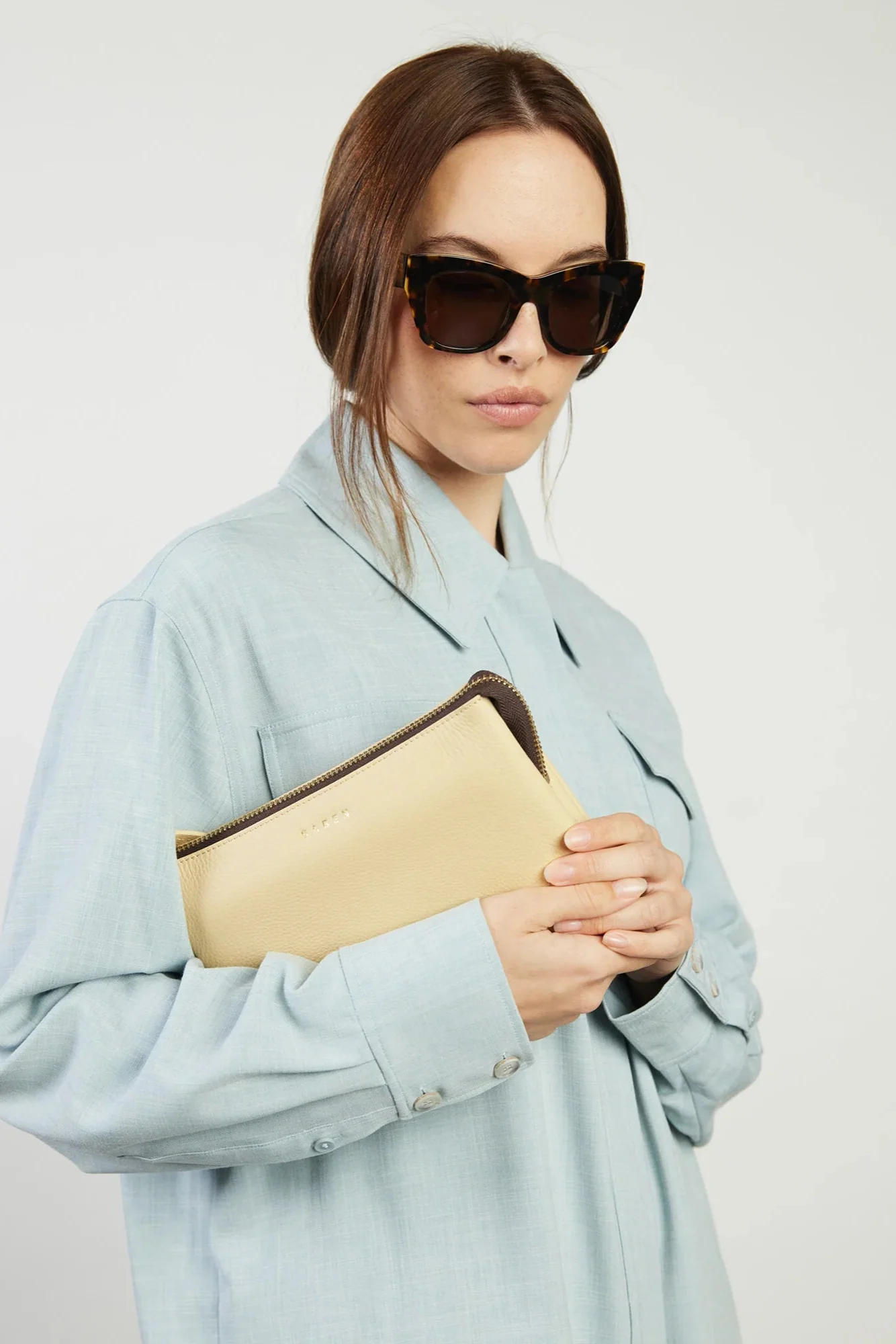 Tilly's Big Sis Raffia Crossbody Bag - Image 2