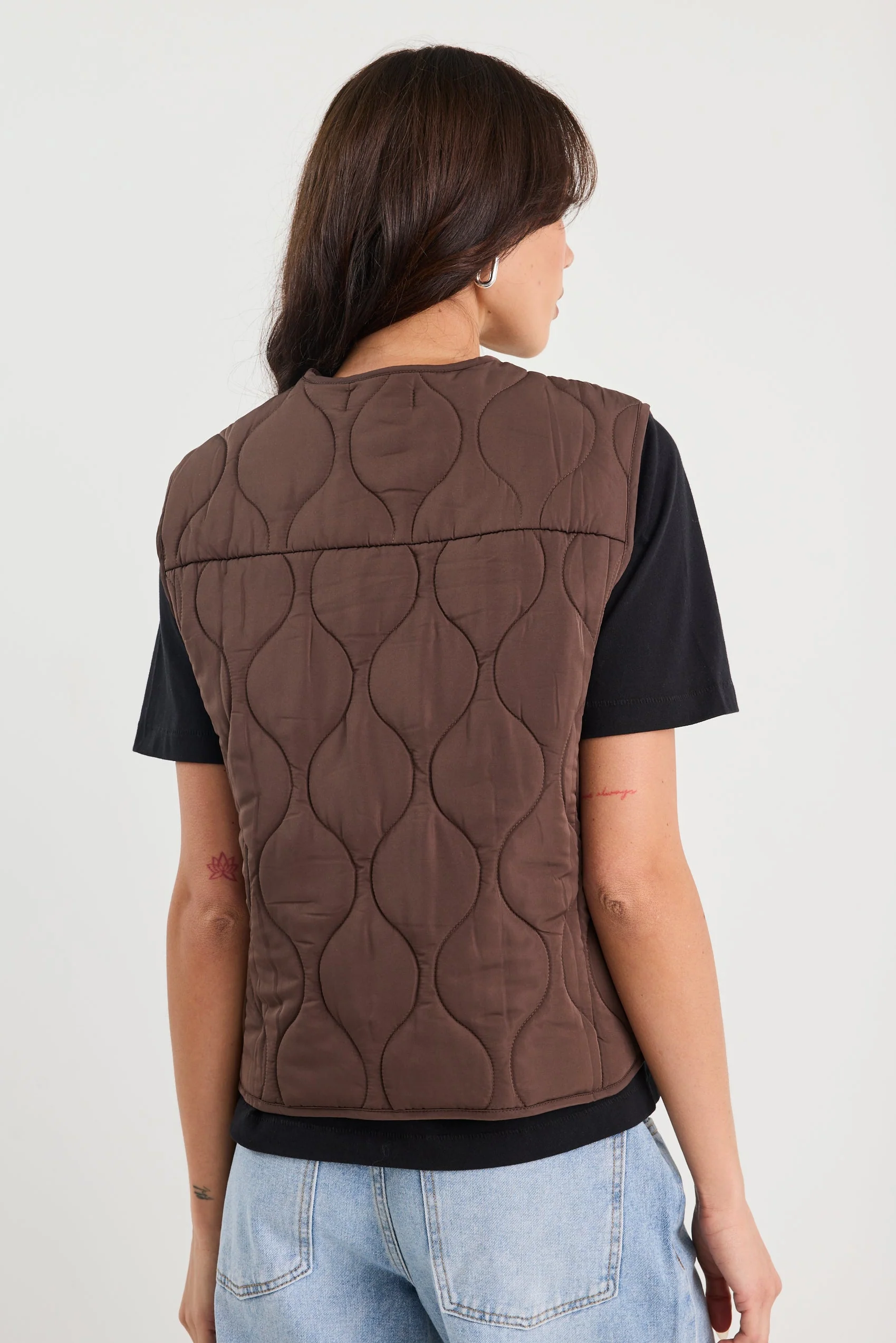 Touchstone Chocolate Lightweight Quilted Vest - Image 6