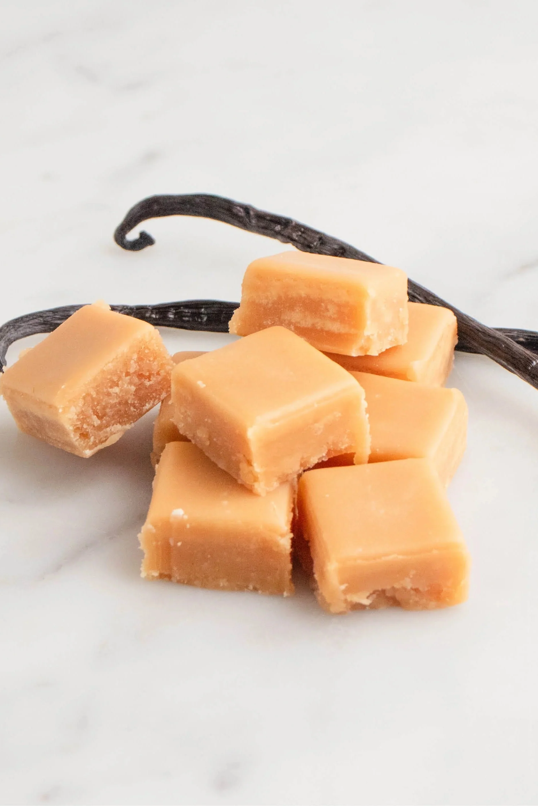 Vanilla Fudge Green Christmas Cracker - Image 3