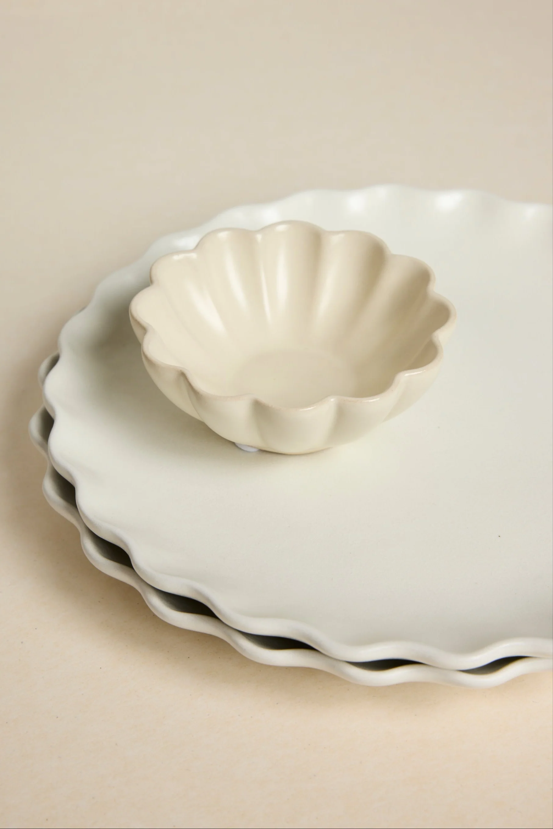 Wave Matte Ivory Dipping Bowl