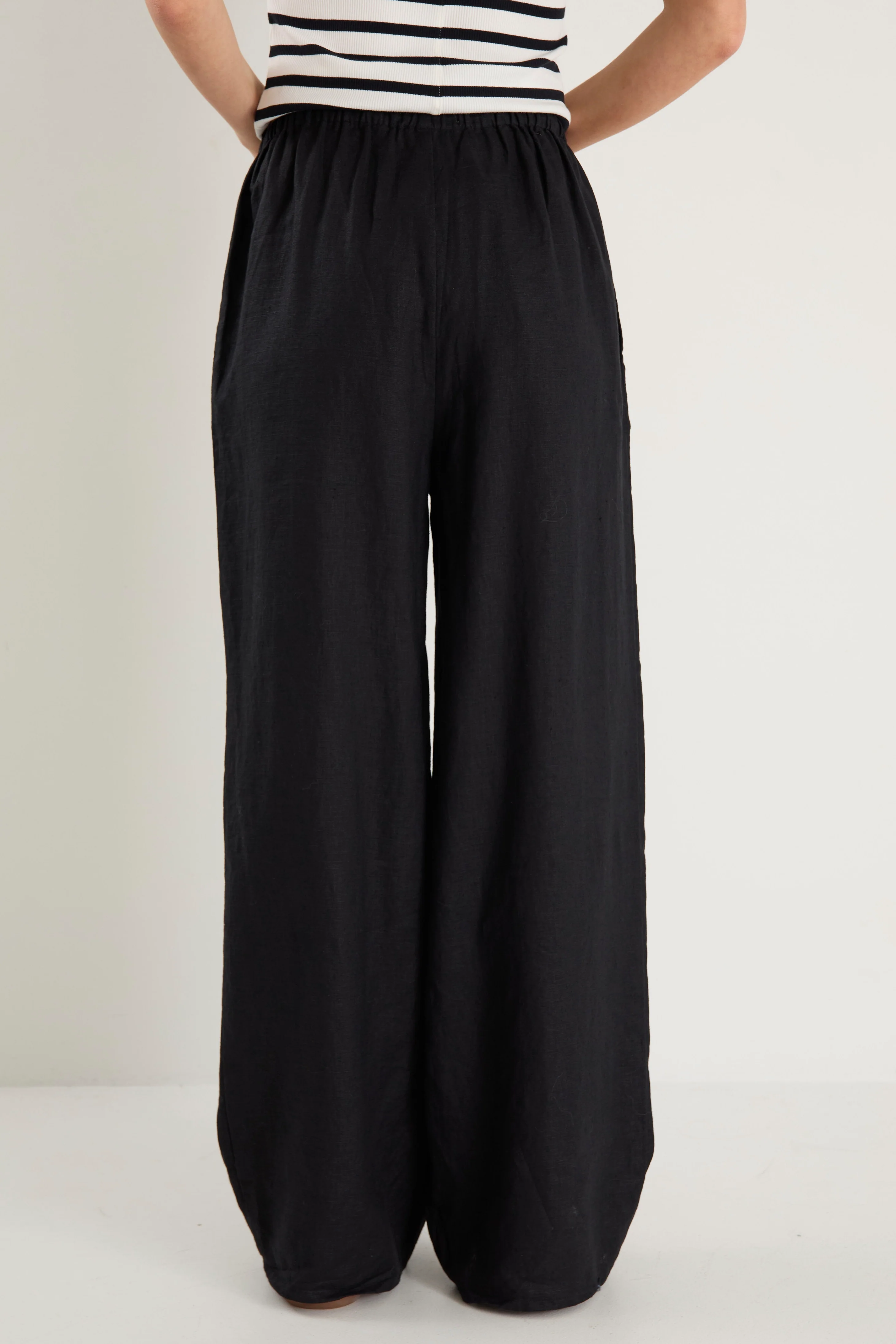 Wellness Black Linen Pull On Wide Leg Pants - Image 5