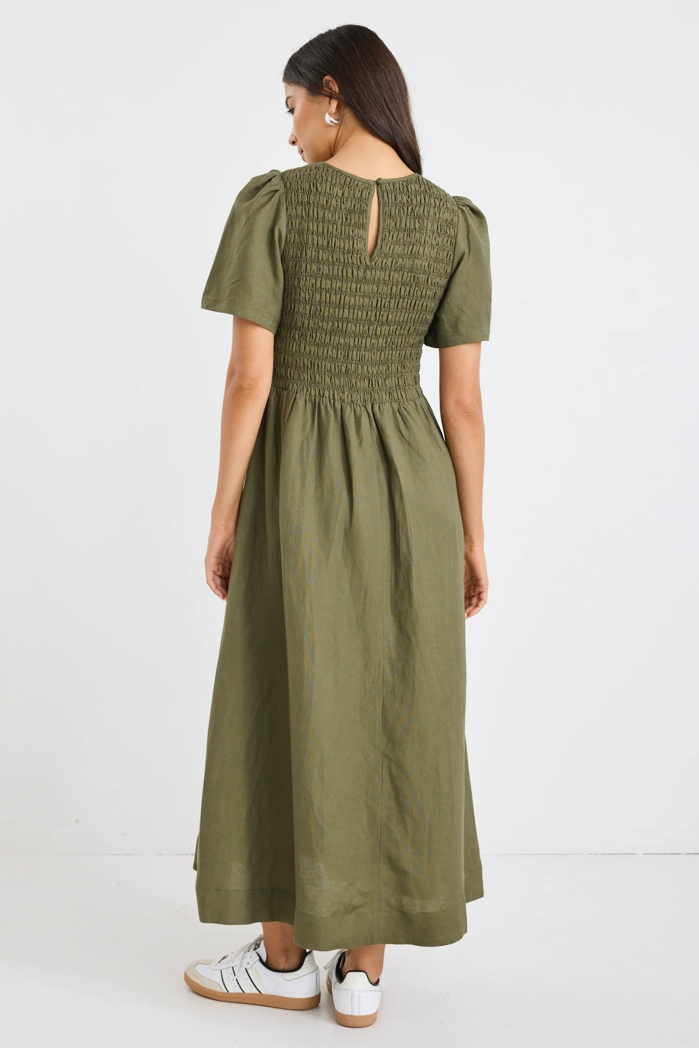 Wren Khaki Linen Blend SS Shirred Bodice Midi Dress - Image 7