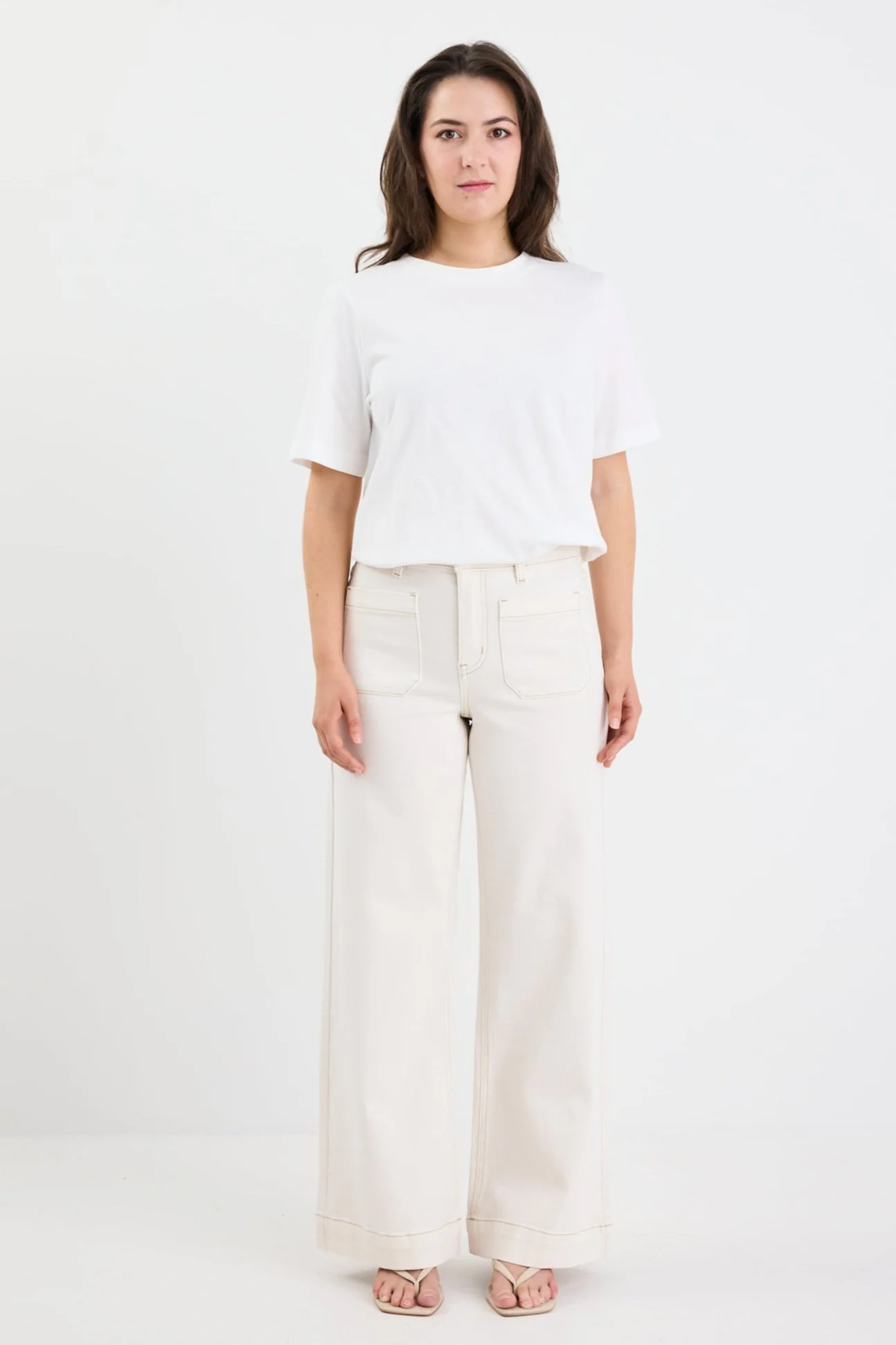 Zoey Ecru Petite High Rise Wide Leg Pocket Jean